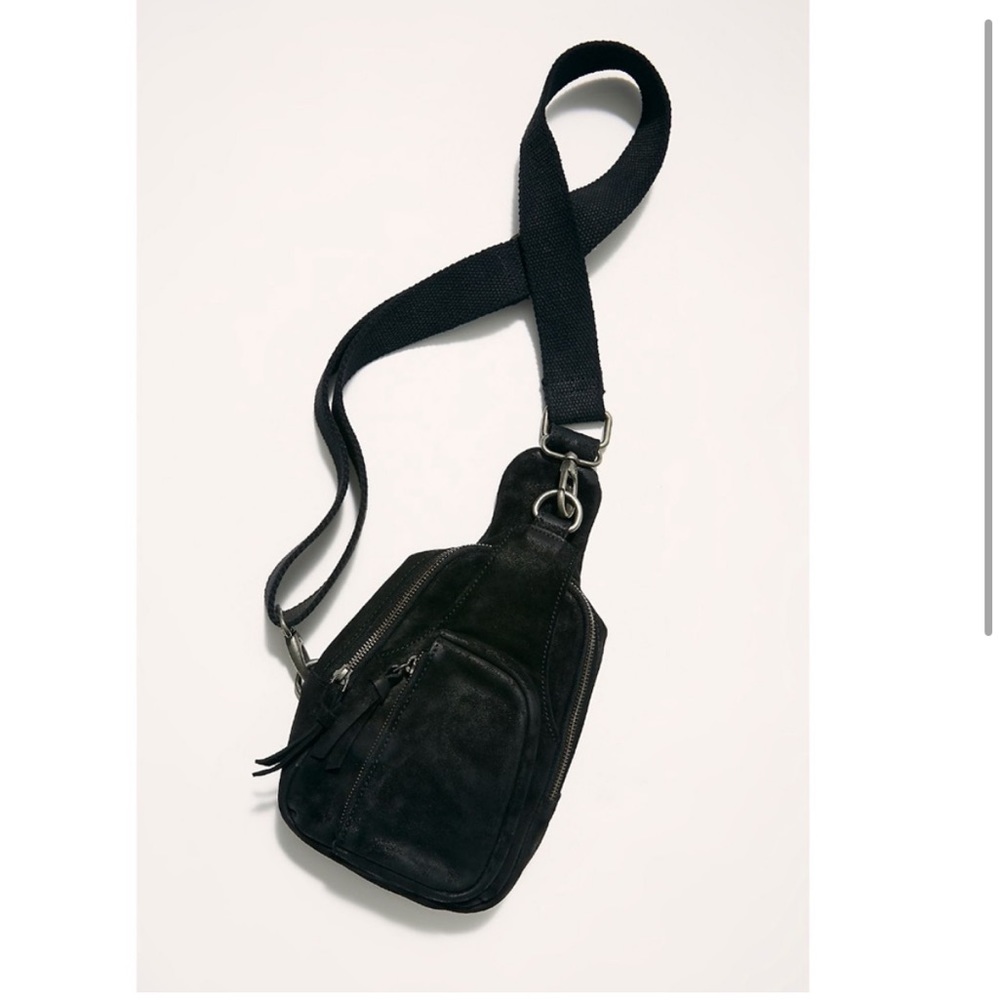 ✨Free People✨ Hudson Sling Bag - Picture 2 of 4